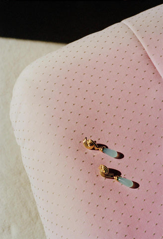 Sphynxesse Large - Gold/Jet Drops